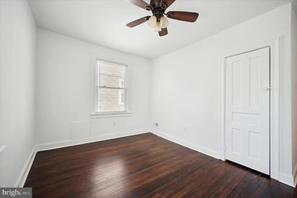 32 S CRICKET TERRACE Ardmore, PA 19003