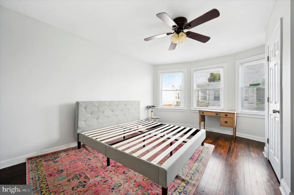 32 S CRICKET TERRACE Ardmore, PA 19003