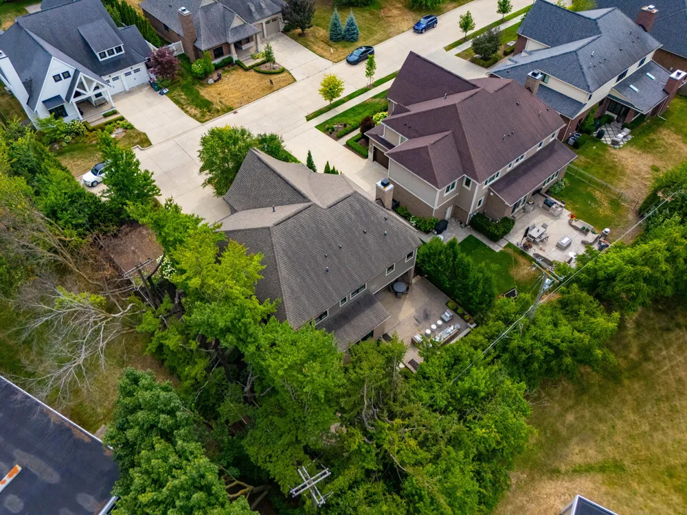 1215 Manchester Road Birmingham, MI 48009