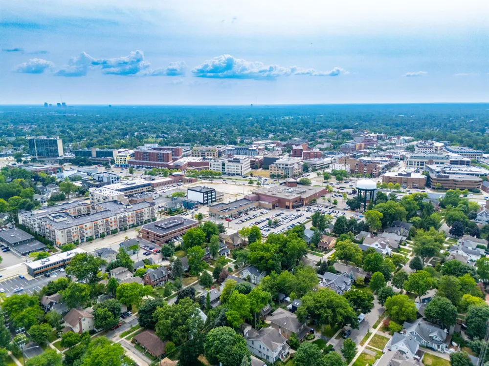 1215 Manchester Road Birmingham, MI 48009