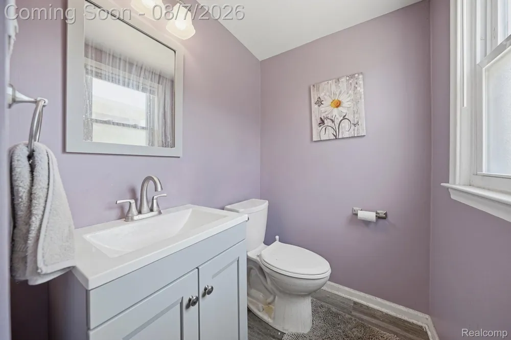 18332 Spring Court S Fraser City, MI 48026