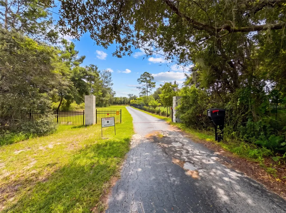 1 CUNNINGHAM LANE Debary, FL 32713