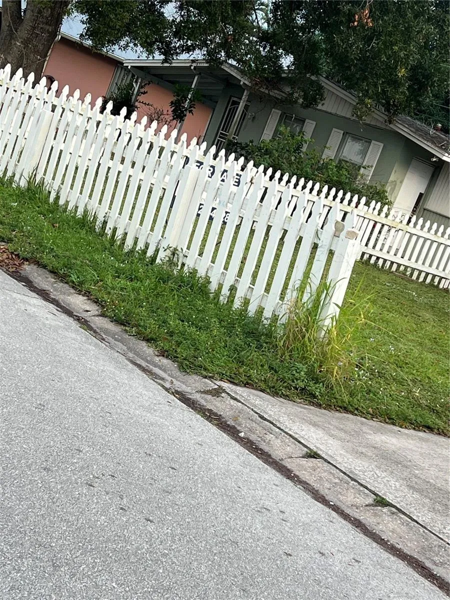 3945 47TH STREET Vero Beach, FL 32967