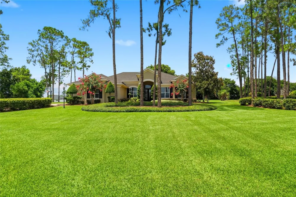 140 SYLVANA COURT Auburndale, FL 33823