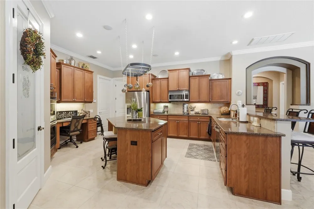 140 SYLVANA COURT Auburndale, FL 33823