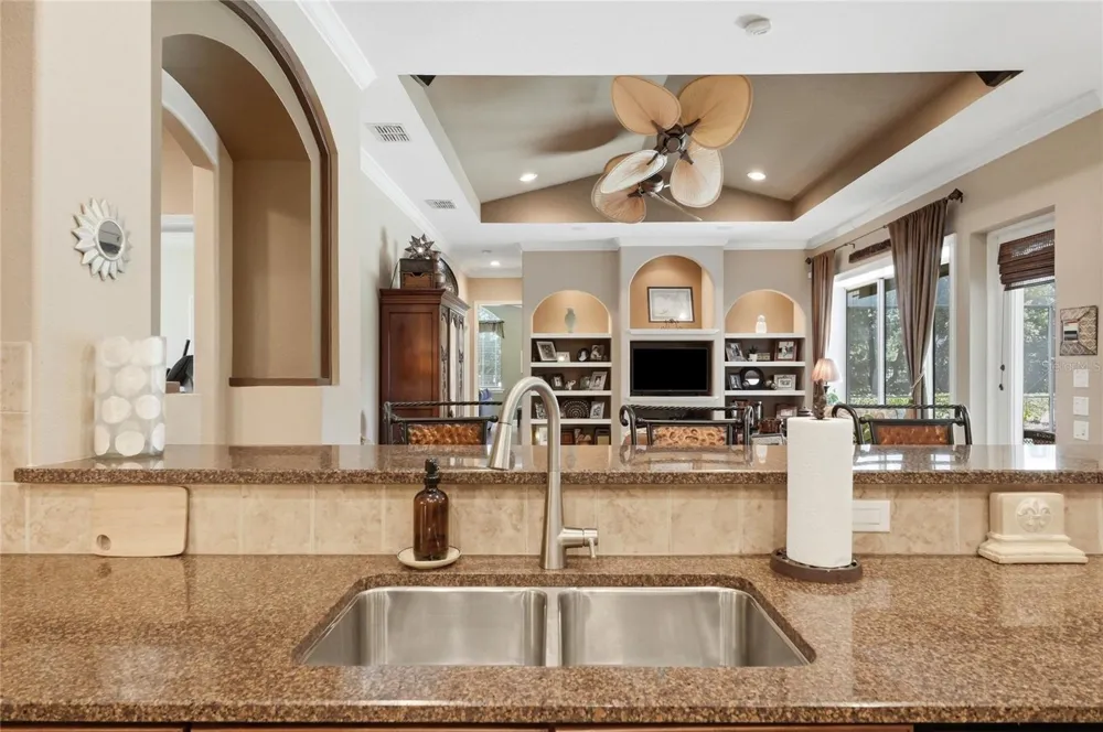 140 SYLVANA COURT Auburndale, FL 33823