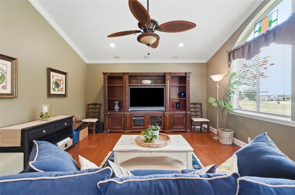 140 SYLVANA COURT Auburndale, FL 33823