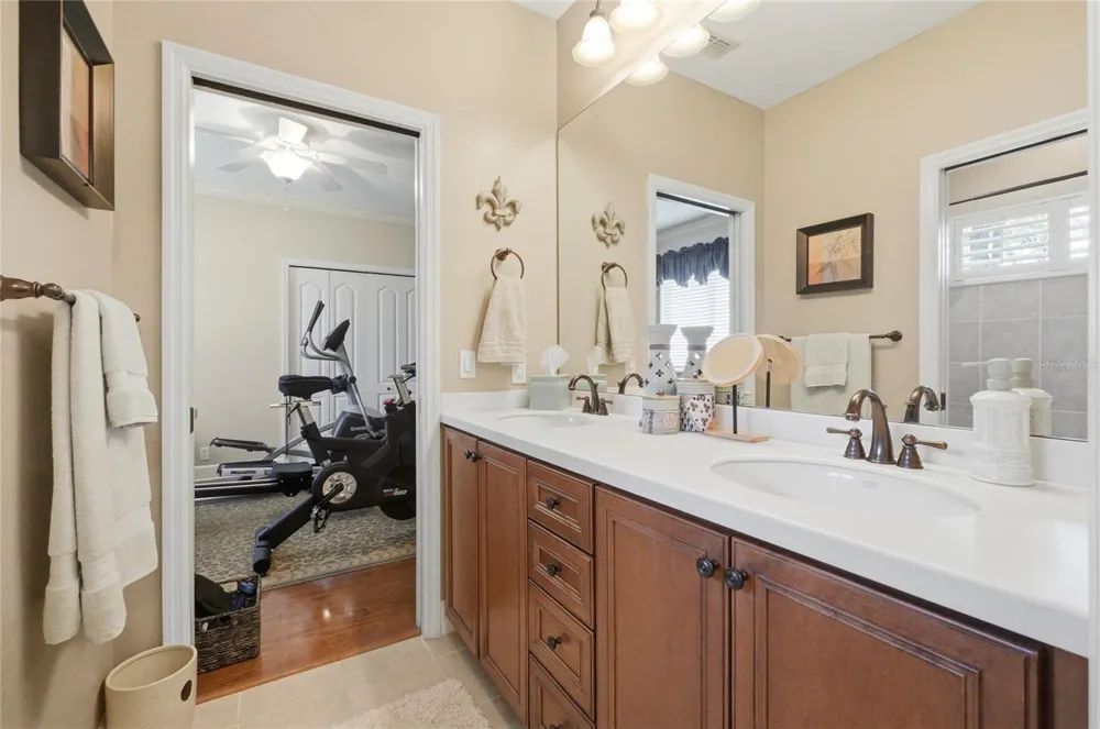 140 SYLVANA COURT Auburndale, FL 33823