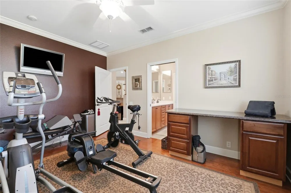 140 SYLVANA COURT Auburndale, FL 33823