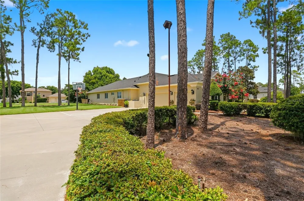 140 SYLVANA COURT Auburndale, FL 33823