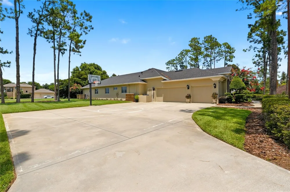 140 SYLVANA COURT Auburndale, FL 33823