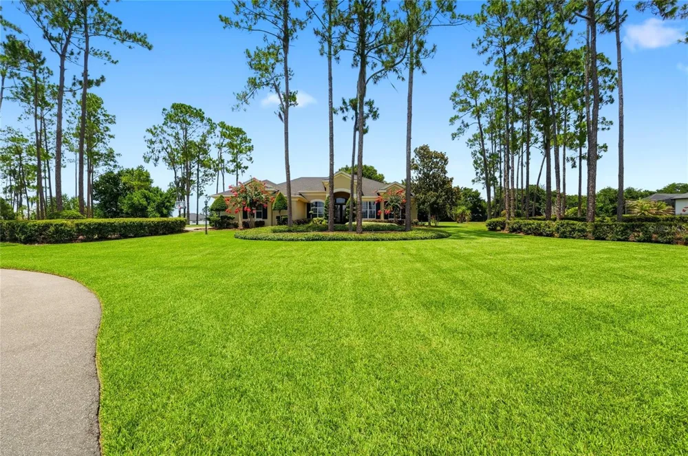 140 SYLVANA COURT Auburndale, FL 33823