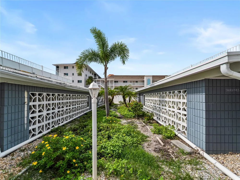 1205 TARPON CENTER DRIVE #C1 Venice, FL 34285