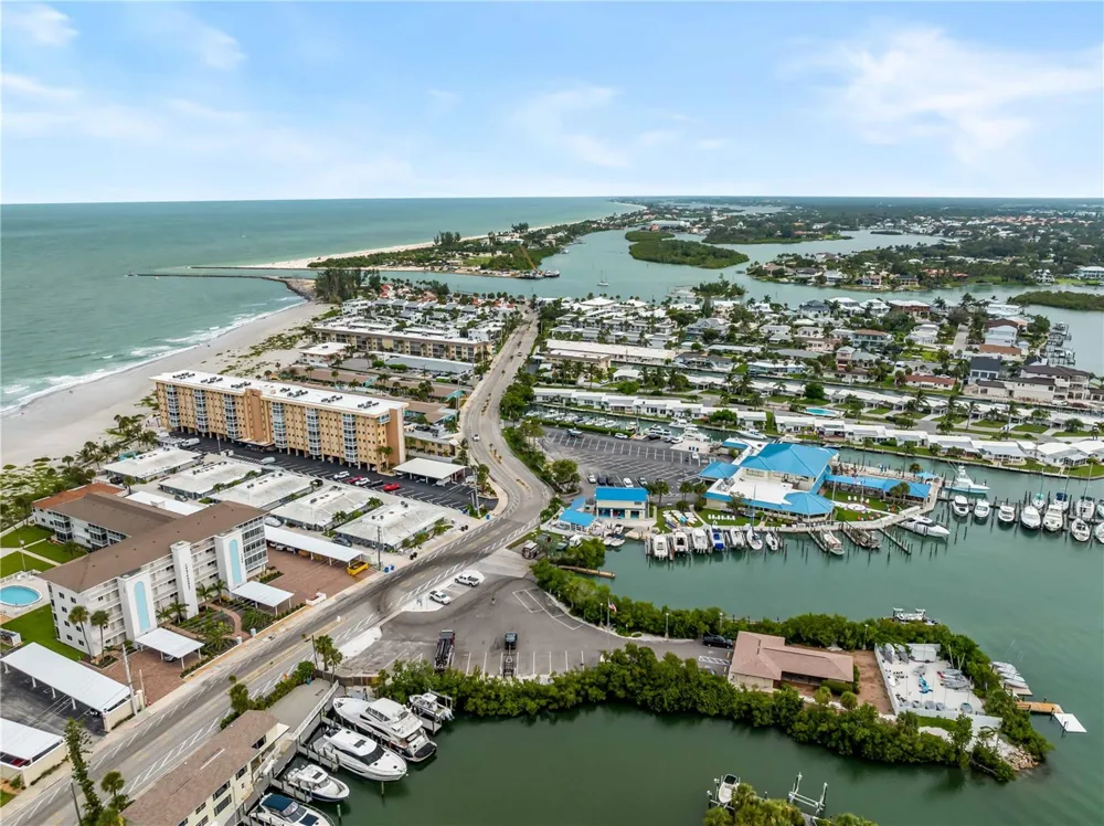 1205 TARPON CENTER DRIVE #C1 Venice, FL 34285