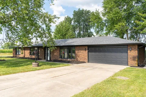 9290 S County Road 200 W