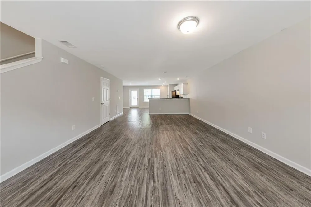4431 Pinscher Street Union City, GA 30291