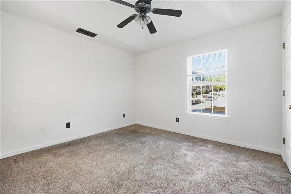 6080 Camden Forrest Cove Riverdale, GA 30296