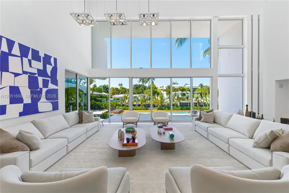 161 Cape Florida Drive Key Biscayne, FL 33149