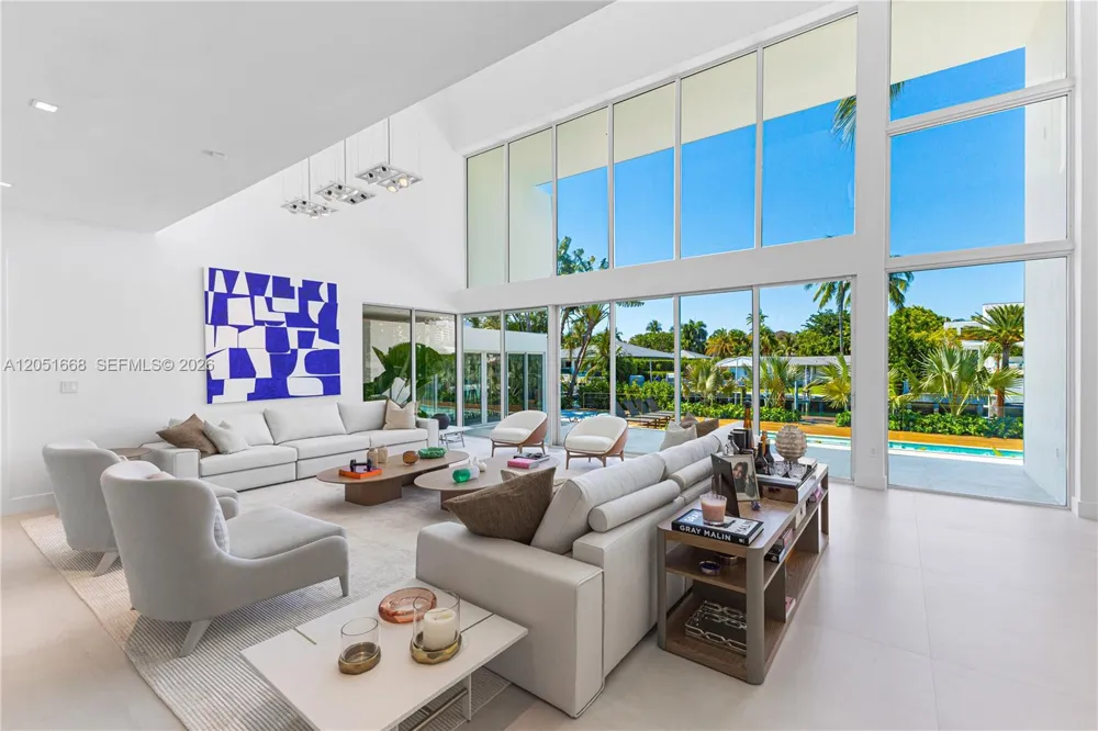 161 Cape Florida Drive Key Biscayne, FL 33149