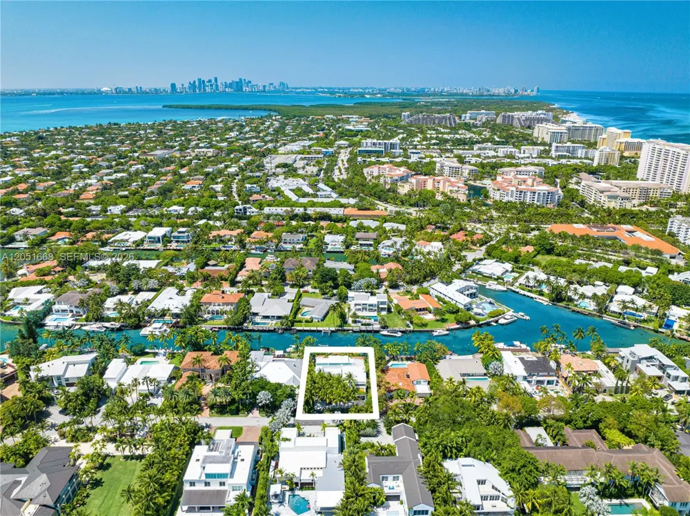 161 Cape Florida Drive Key Biscayne, FL 33149