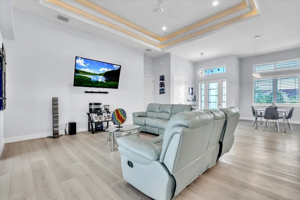 630 CORONADO DRIVE Punta Gorda, FL 33950