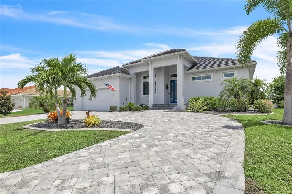630 CORONADO DRIVE Punta Gorda, FL 33950