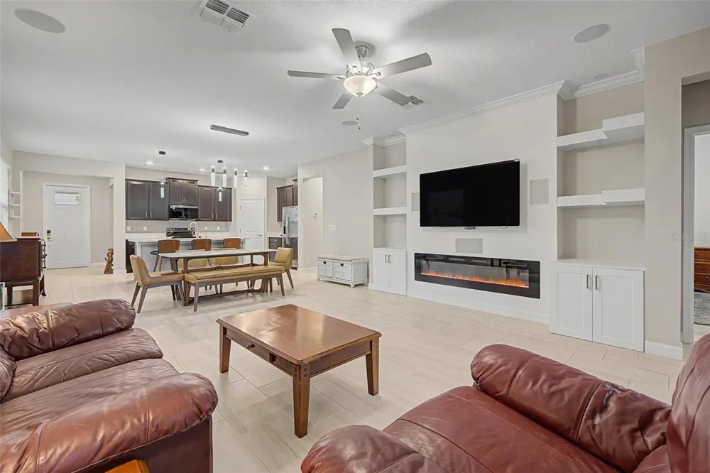 10460 GABLE DIG LOOP San Antonio, FL 33576