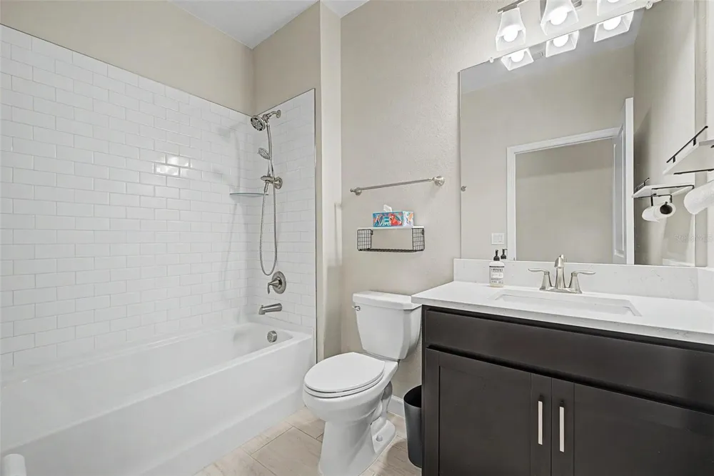 10460 GABLE DIG LOOP San Antonio, FL 33576
