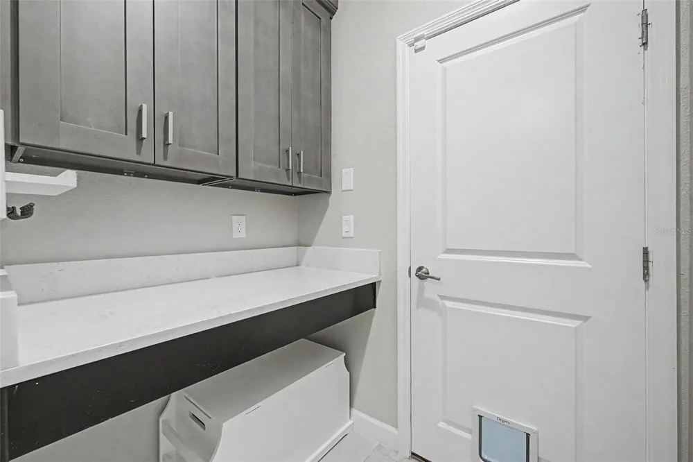 10460 GABLE DIG LOOP San Antonio, FL 33576