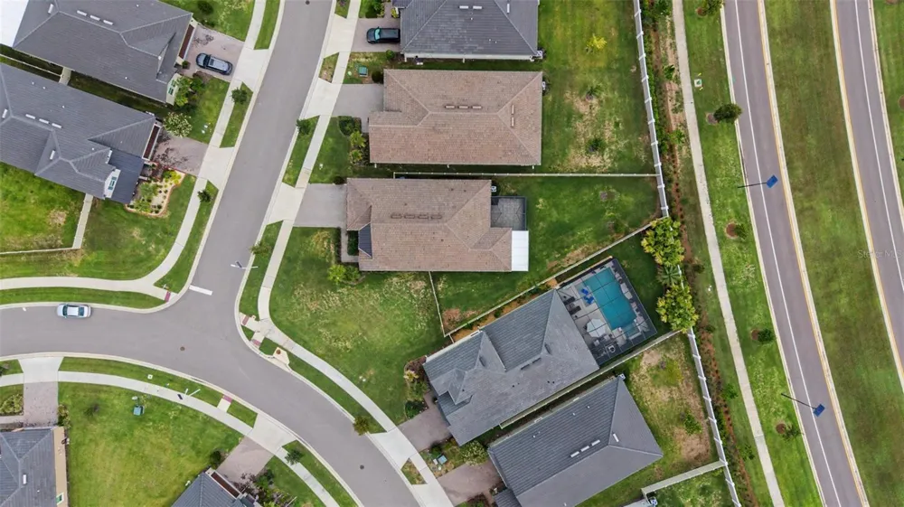 10460 GABLE DIG LOOP San Antonio, FL 33576