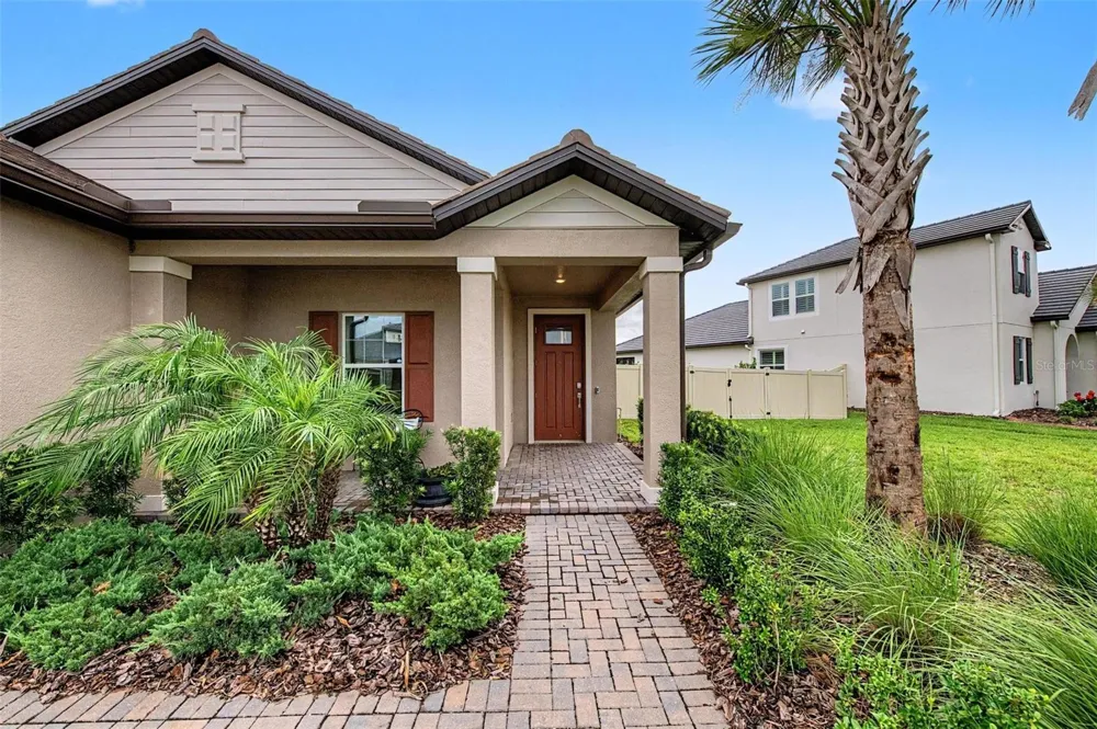 10460 GABLE DIG LOOP San Antonio, FL 33576