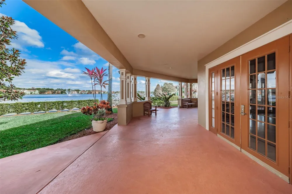 9078 LAKE CHASE ISLAND WAY #9078 Tampa, FL 33626