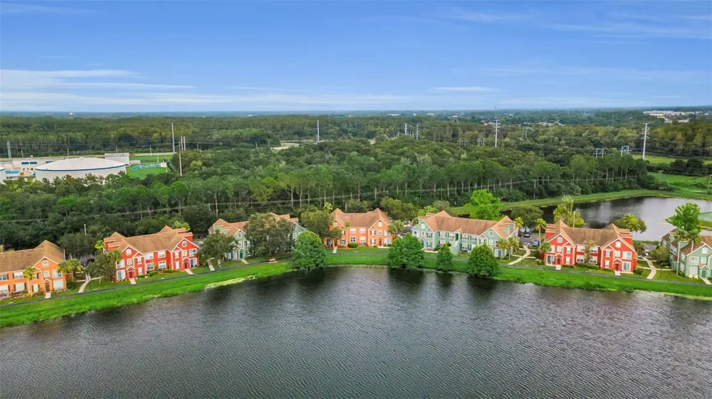 9078 LAKE CHASE ISLAND WAY #9078 Tampa, FL 33626