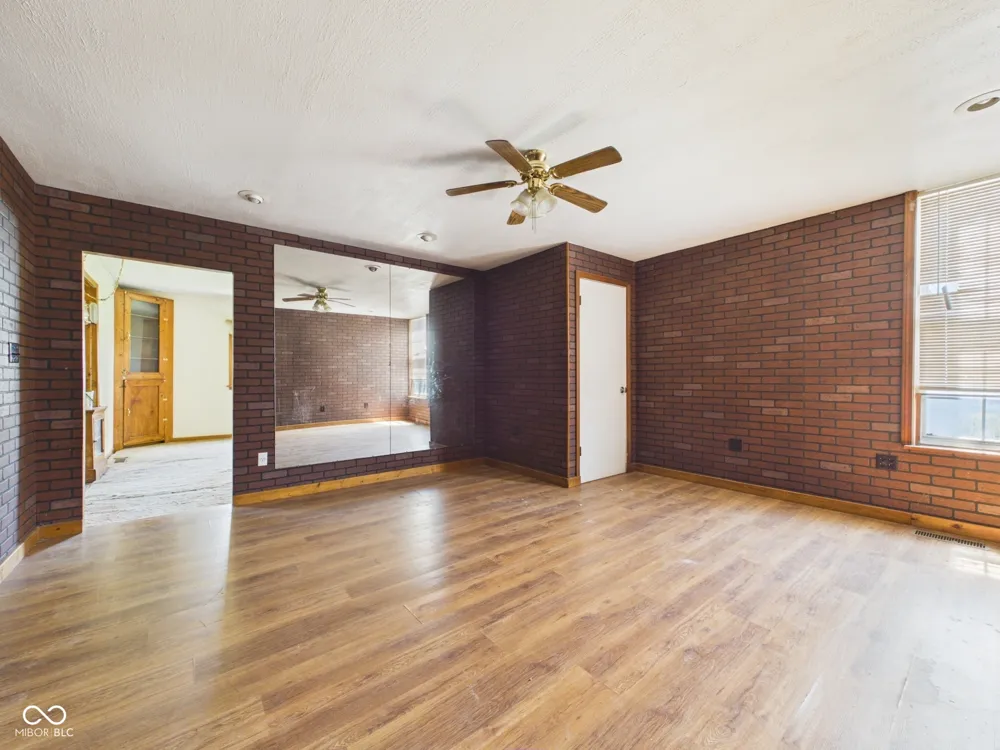 1303 S F STREET Elwood, IN 46036