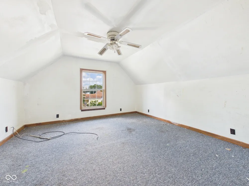 1303 S F STREET Elwood, IN 46036