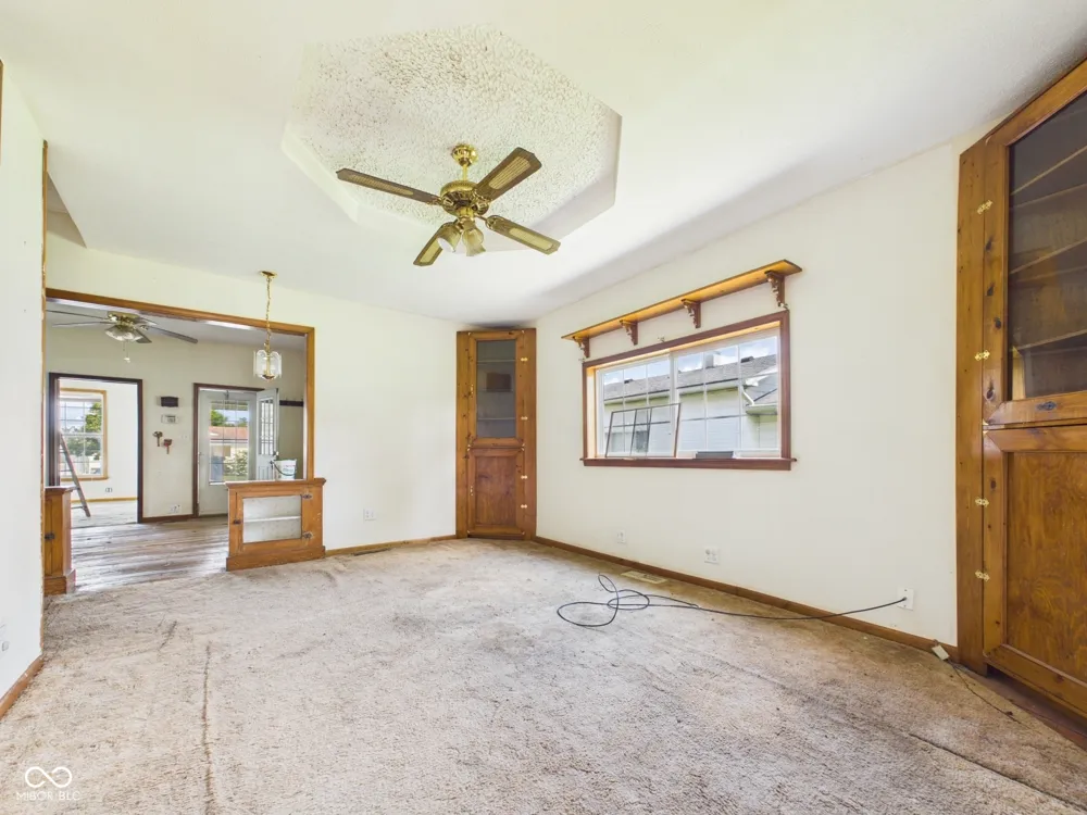 1303 S F STREET Elwood, IN 46036