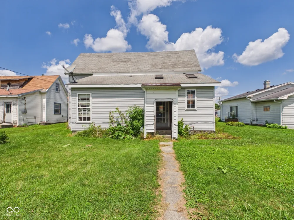 1303 S F STREET Elwood, IN 46036