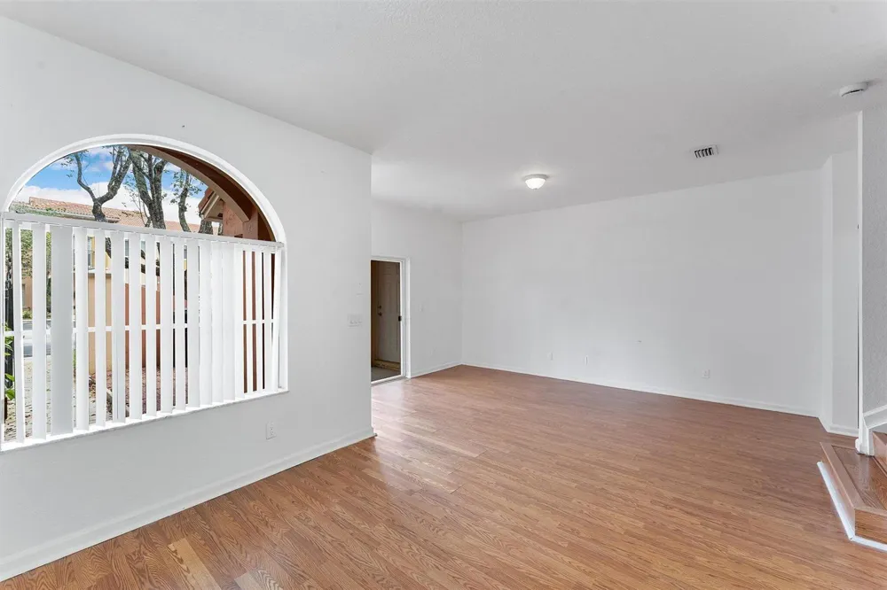1407 S SANTA CATALINA CIRCLE North Lauderdale, FL 33068