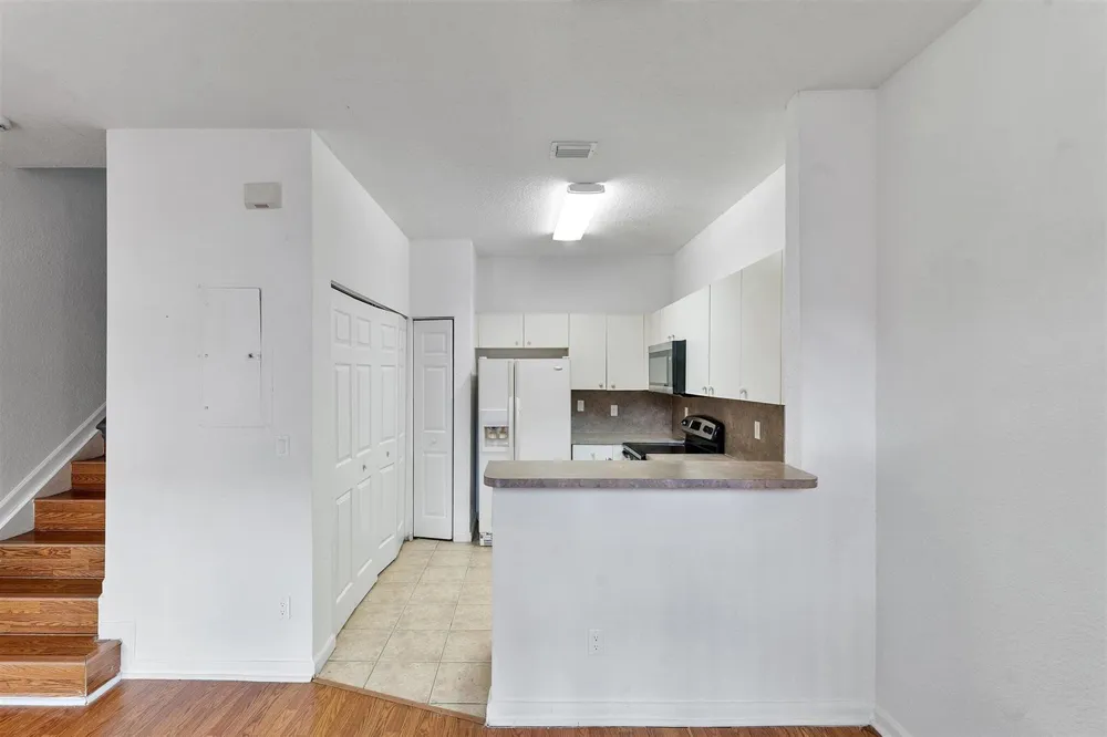 1407 S SANTA CATALINA CIRCLE North Lauderdale, FL 33068