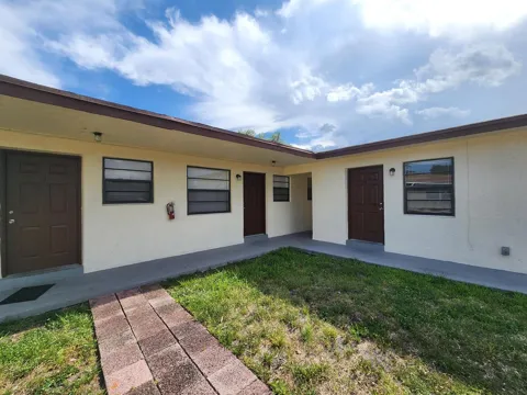 2466 Lincoln Street #3