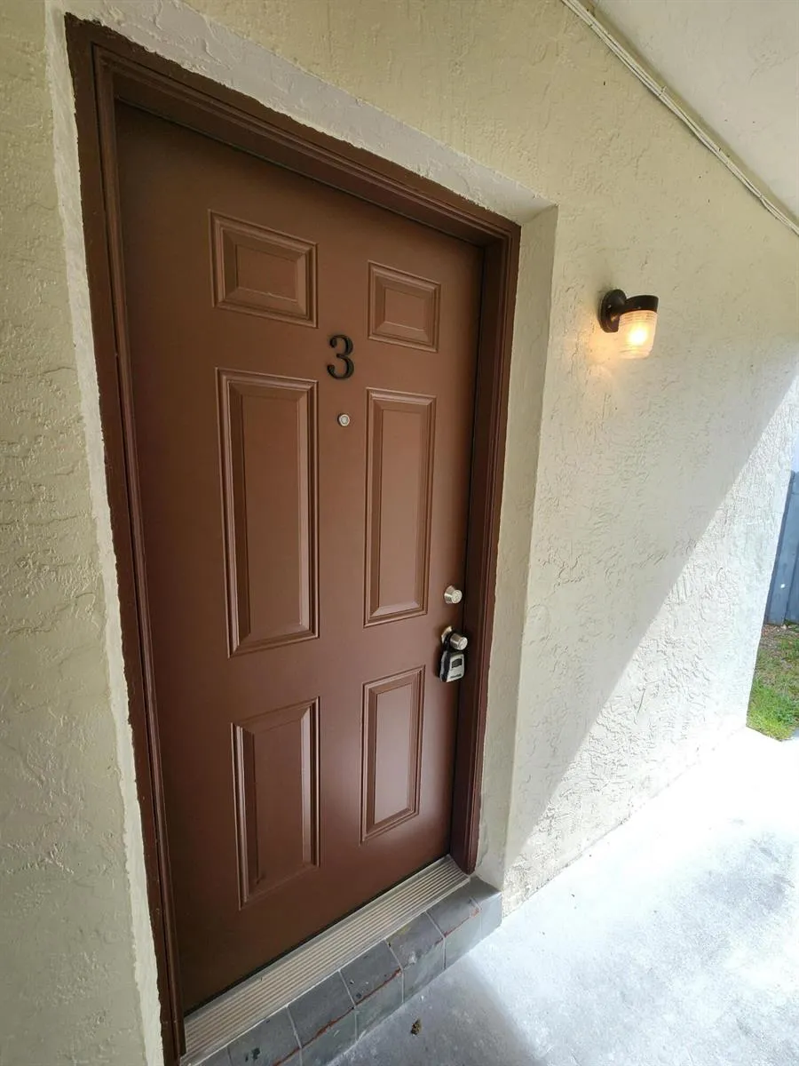 2466 Lincoln Street #3 Hollywood, FL 33020
