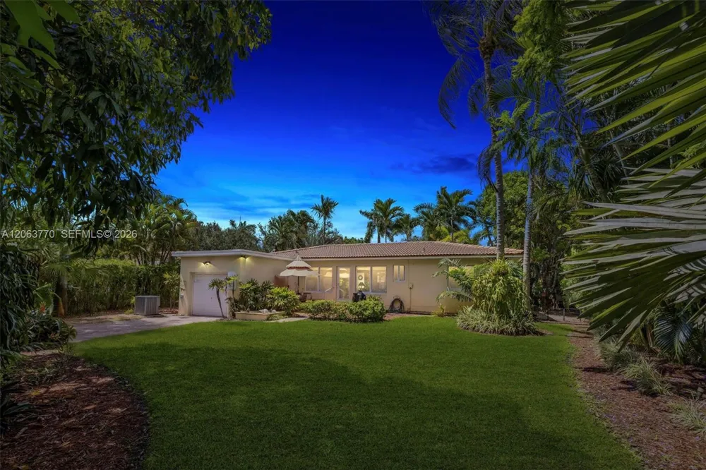 14 NW 109th St Miami Shores, FL 33168