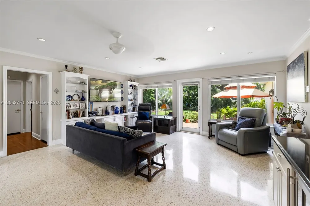 14 NW 109th St Miami Shores, FL 33168