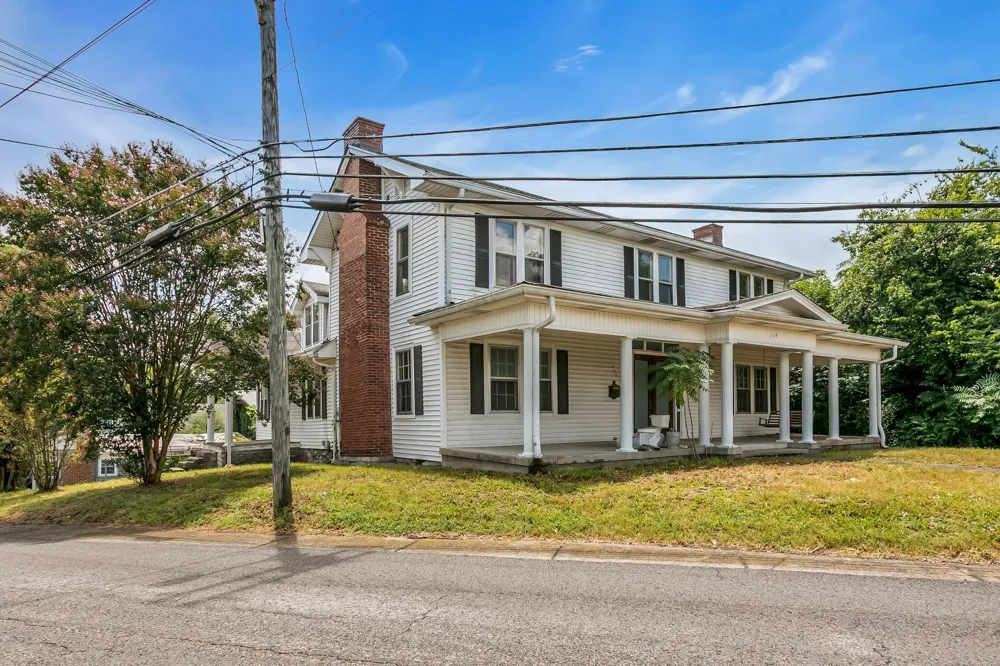 119 Belfast St Lewisburg, TN 37091