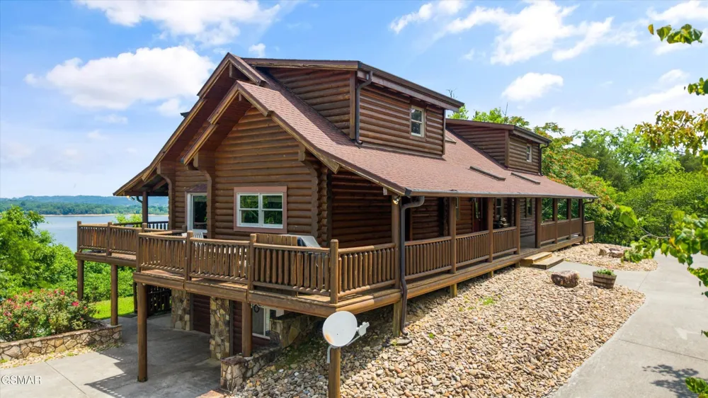 430 Sugar Cove Way Newport, TN 37821