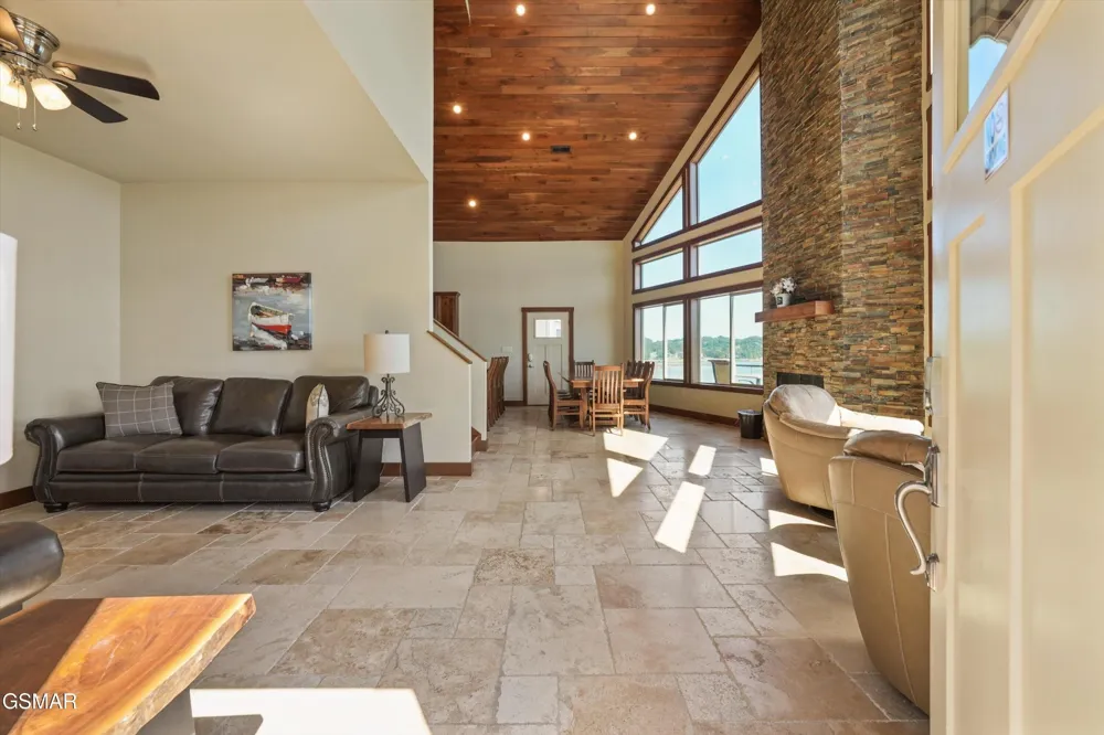 430 Sugar Cove Way Newport, TN 37821