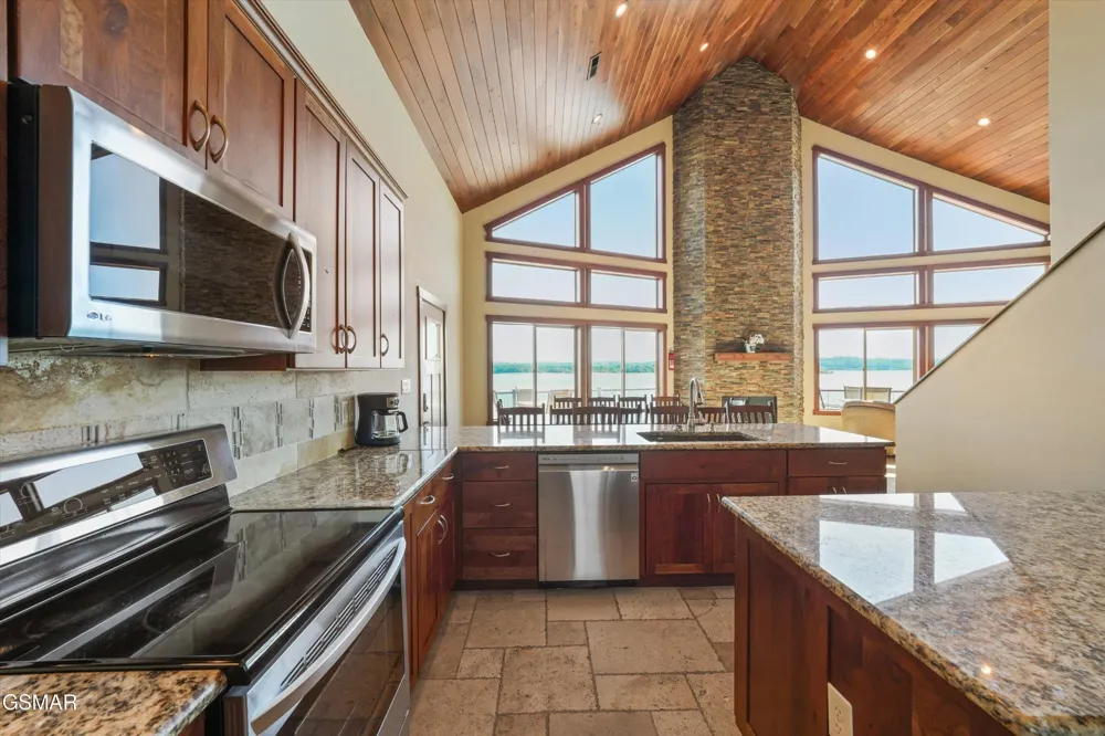 430 Sugar Cove Way Newport, TN 37821