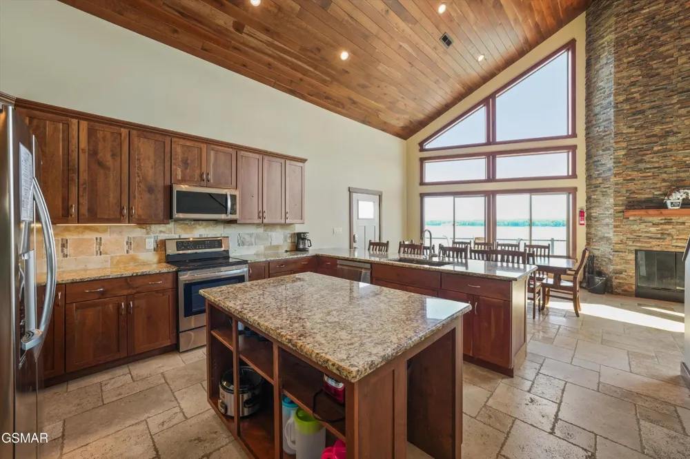 430 Sugar Cove Way Newport, TN 37821