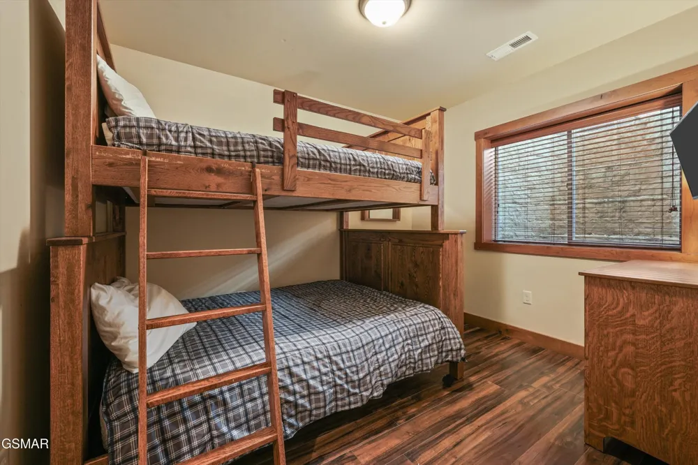 430 Sugar Cove Way Newport, TN 37821