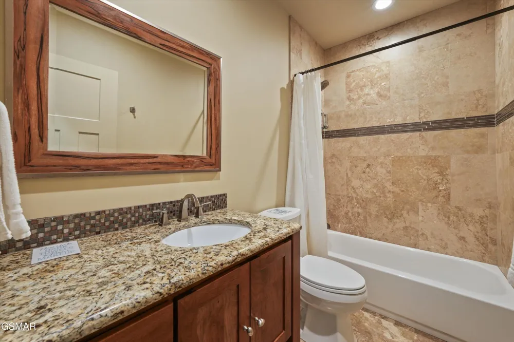 430 Sugar Cove Way Newport, TN 37821